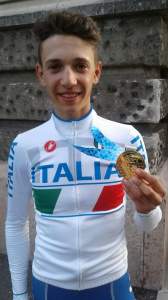 Andrea Piccolo con la meritatissima medaglia d'oro
